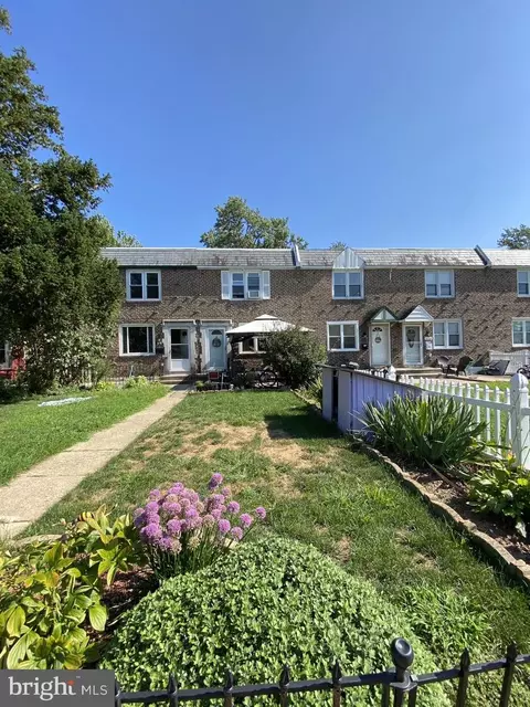 330 Spruce St, Glenolden, PA 19036