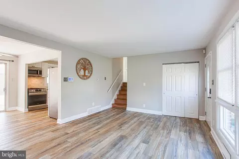 2219 E Helms Mnr, Ogden, PA 19061 photo 4