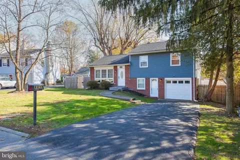 2219 E Helms Mnr, Ogden, PA 19061 photo 33