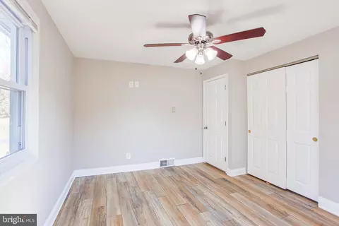 2219 E Helms Mnr, Ogden, PA 19061 photo 17