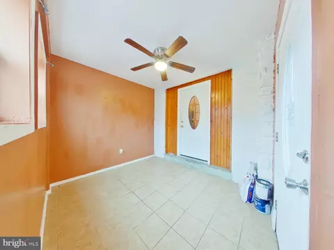 7250 Calvin Rd, Upper Darby, PA 19082 photo 3