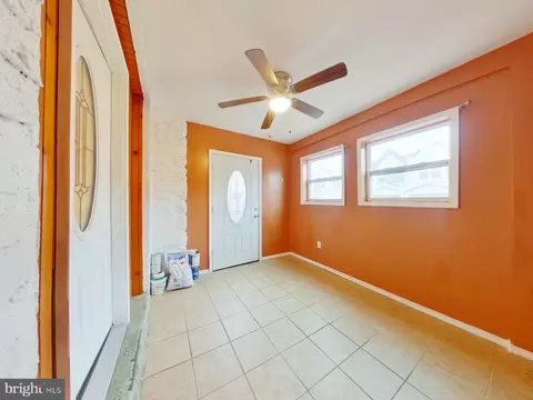 7250 Calvin Rd, Upper Darby, PA 19082 photo 4