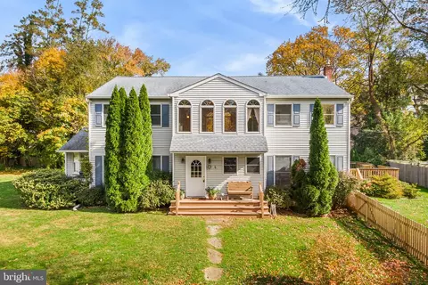4 Purdy Ln, Wallingford, PA 19086 photo 2