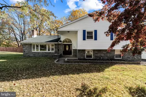 2505 Highland Ave, Broomall, PA 19008