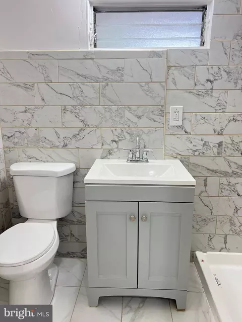 512 Glendale Rd, Upper Darby, PA 19082 photo 26