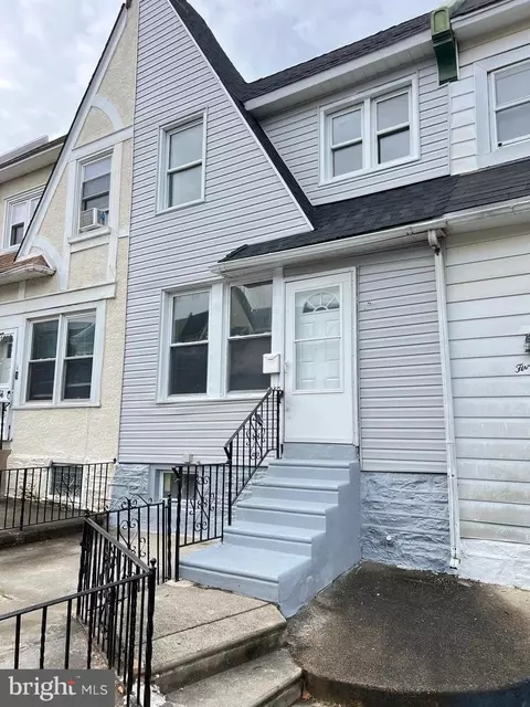 512 Glendale Rd, Upper Darby, PA 19082 photo 3
