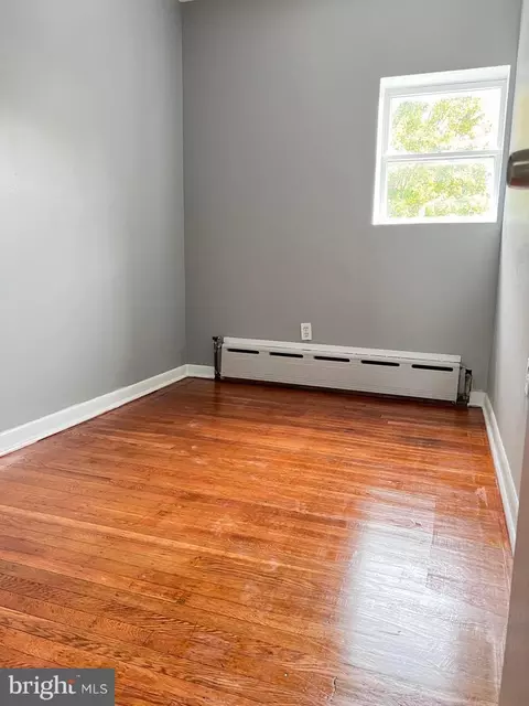 512 Glendale Rd, Upper Darby, PA 19082 photo 17