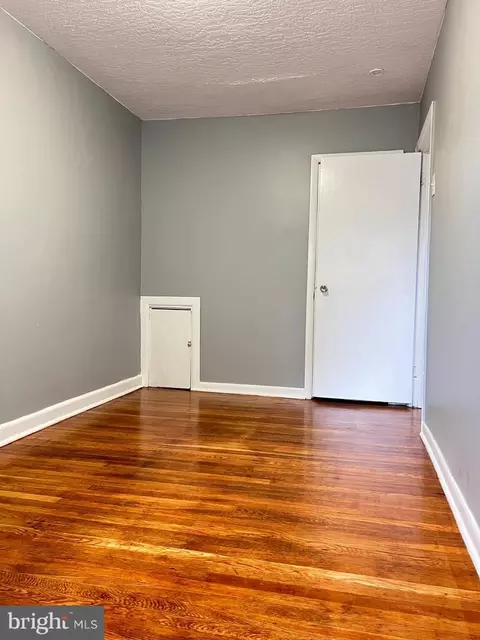 512 Glendale Rd, Upper Darby, PA 19082 photo 18