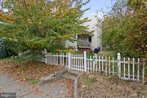 408 S 2nd St, Darby, PA 19023
