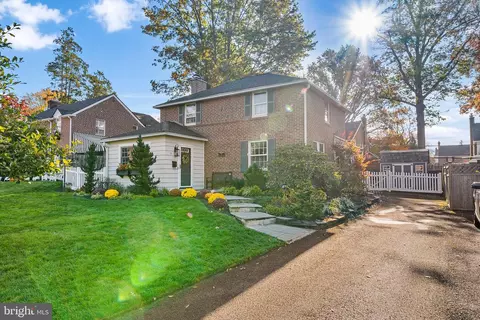 13 Black Friar Rd, Bryn Mawr, PA 19010