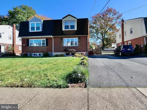 1020 7th Ave, Folsom, PA 19033