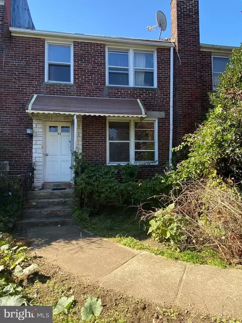 52 Hurley Ct, Millbourne, PA 19082