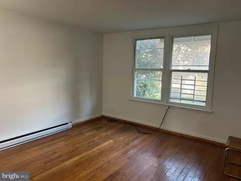 52 Hurley Ct, Millbourne, PA 19082 photo 8