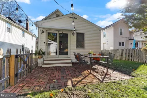 Exterior - 251 Willow Ave, Wayne, PA 19087 photo 5 of 11