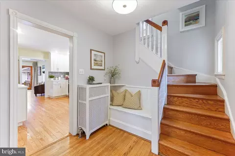 Entry Way - 251 Willow Ave, Wayne, PA 19087 photo 1 of 2