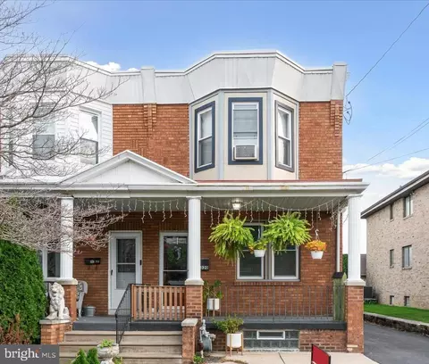 320 E Broadway Ave, Clifton Heights, PA 19018