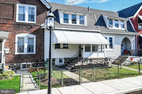 18 Cedar St, Marcus Hook, PA 19061