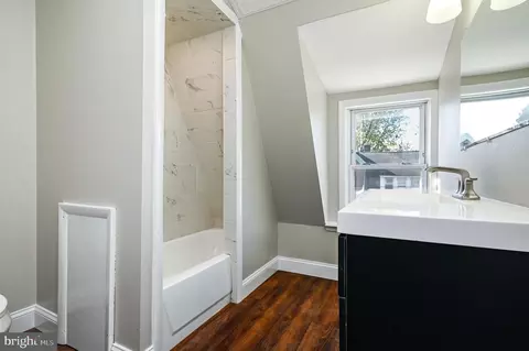 18 Cedar St, Marcus Hook, PA 19061 photo 25