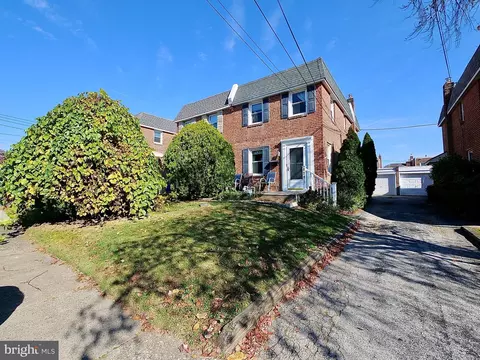1213 Roosevelt Dr, Havertown, PA 19083