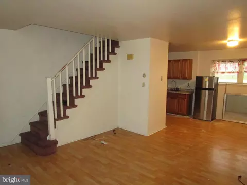 7013 Emerson Ave, Upper Darby, PA 19082 photo 3