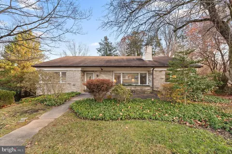 2172 Thomas Ave, Broomall, PA 19008