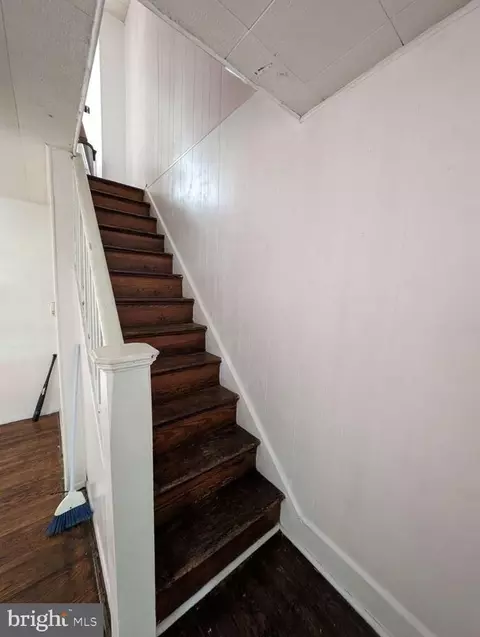 7004 Clinton Rd, Upper Darby, PA 19082 photo 11