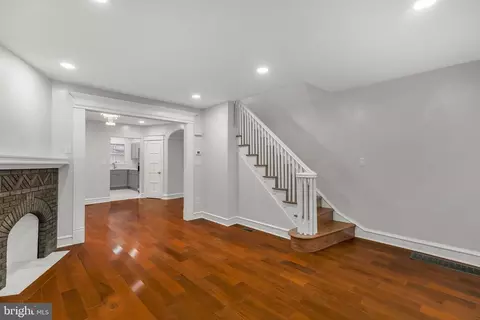 352 Huntley Rd, Upper Darby, PA 19082
