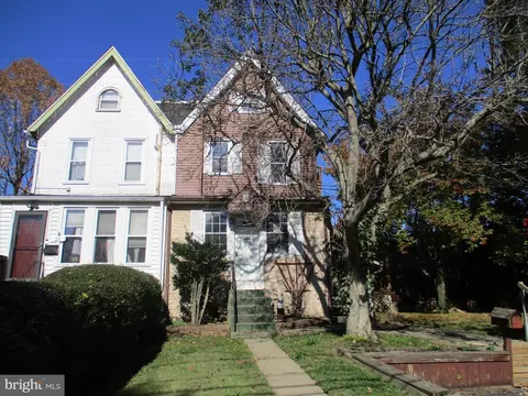 23 Railroad Ave, Glenolden, PA 19036
