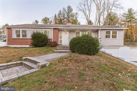 1021 N Ridley Creek Rd, Media, PA 19063