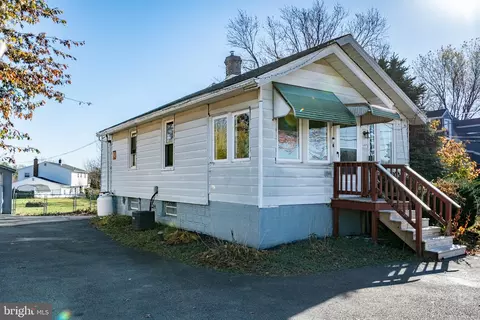 1343 Cherry St, Boothwyn, PA 19061