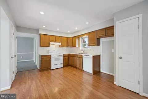1704 Mill Rd, Boothwyn, PA 19061 photo 10