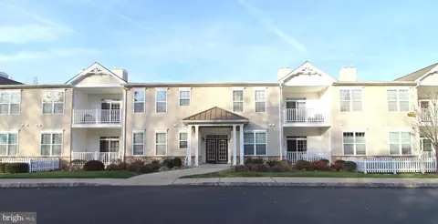 1106 Poplar St, Garnet Valley, PA 19060