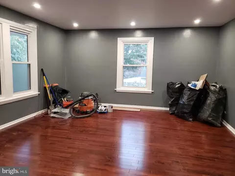 11 Cloverdale Ave, Upper Darby, PA 19082 photo 12