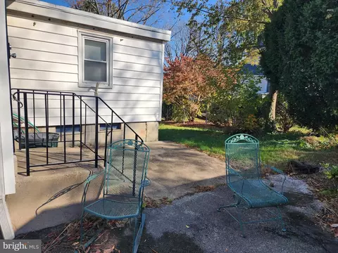 11 Cloverdale Ave, Upper Darby, PA 19082 photo 6
