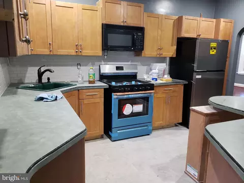11 Cloverdale Ave, Upper Darby, PA 19082 photo 9