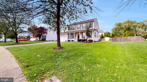 3704 Larkin Rd, Garnet Valley, PA 19060