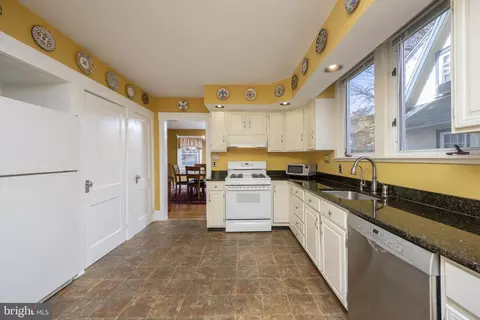137 N Rolling Rd, Springfield, PA 19064 photo 15
