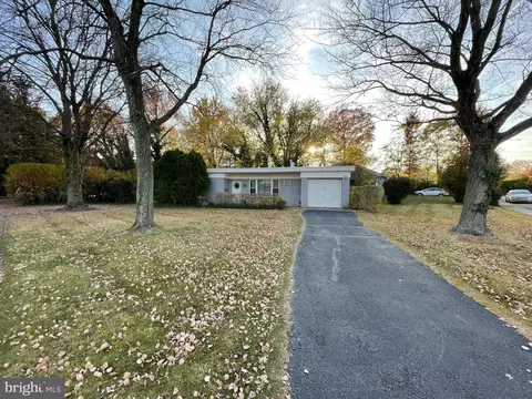 116 Ladomus Ave, Ridley Park, PA 19078