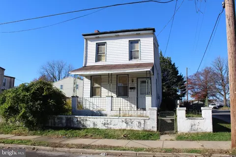 3400 W 3rd, Trainer, PA 19061