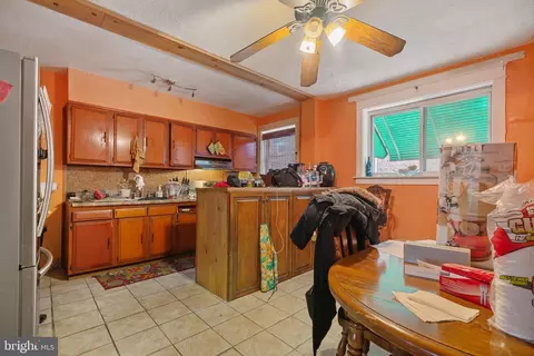 414 Hampden Rd, Upper Darby, PA 19082 photo 5