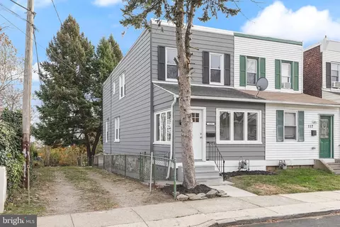 115 Worrilow St, Marcus Hook, PA 19061