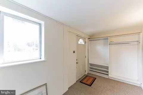 431 W Beechtree Ln, Wayne, PA 19087 photo 2