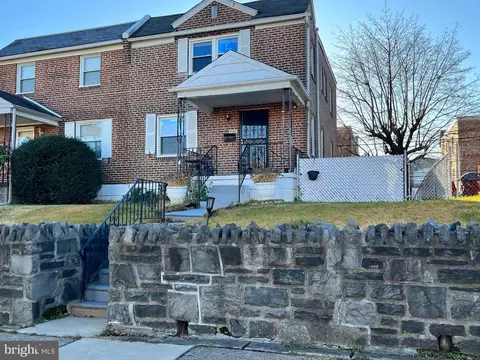 828 Laurel Rd, Lansdowne, PA 19050
