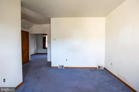 18 Maple St, Marcus Hook, PA 19061 photo 10