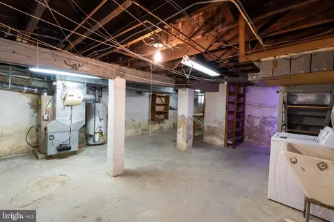 18 Maple St, Marcus Hook, PA 19061 photo 22