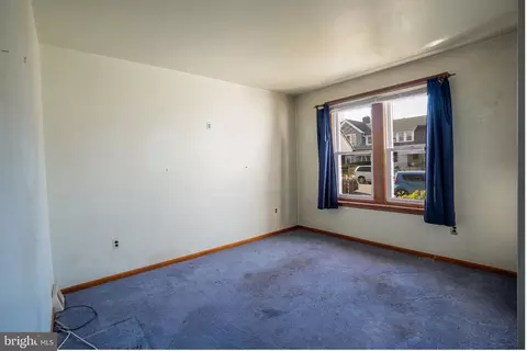 18 Maple St, Marcus Hook, PA 19061 photo 8