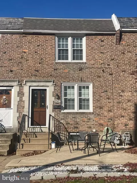 2547 Irvington Rd, Drexel Hill, PA 19026