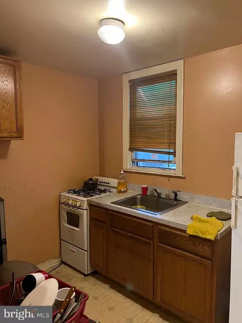 444 Timberlake Rd, Upper Darby, PA 19082 photo 5