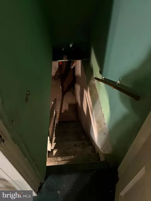 444 Timberlake Rd, Upper Darby, PA 19082 photo 9