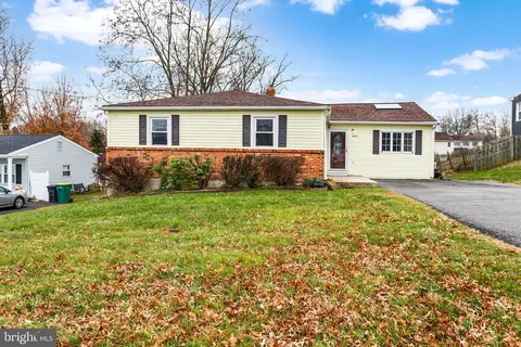 4525 Bethel Rd, Marcus Hook, PA 19061